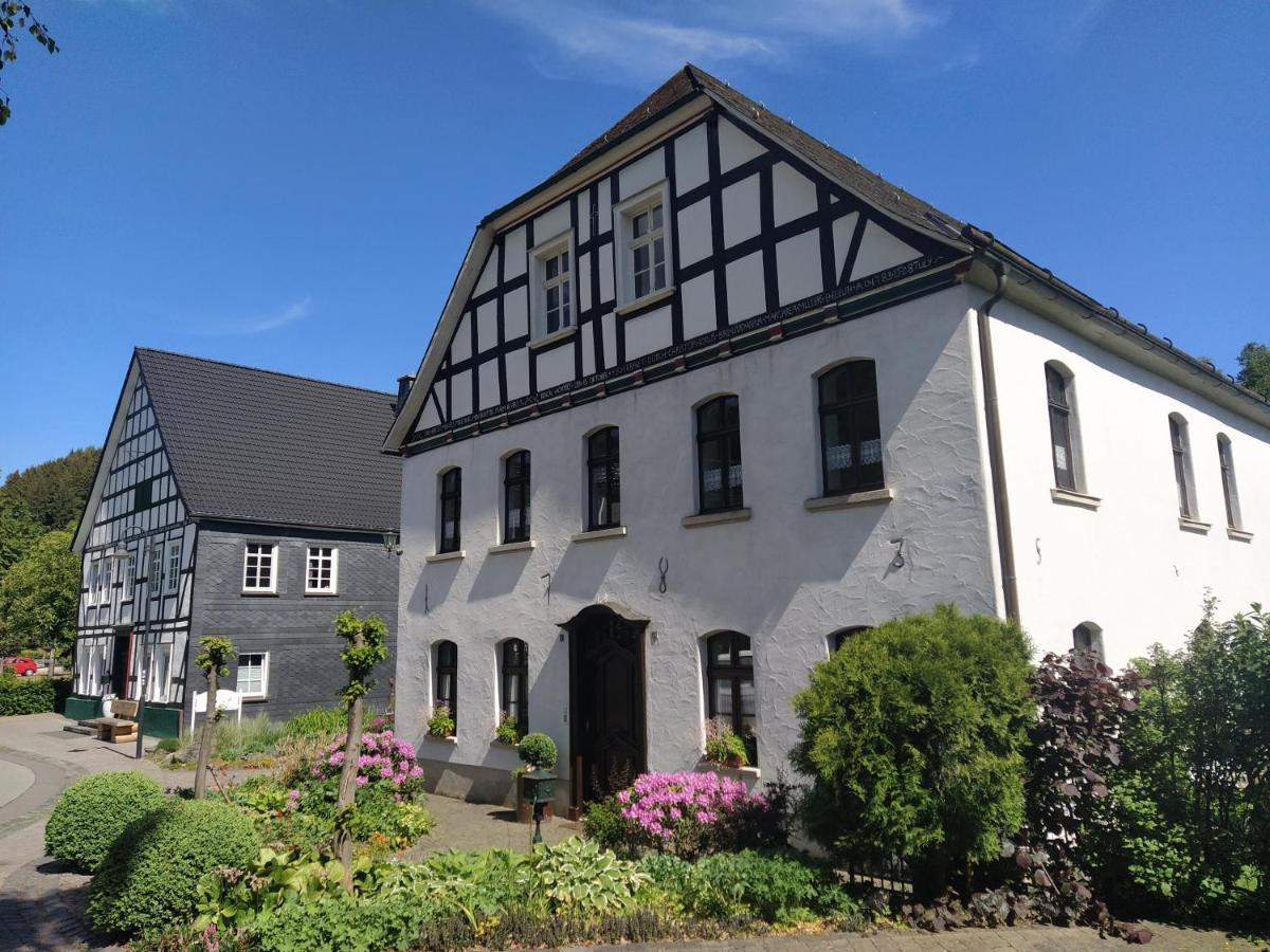 Ferienwohnung Sauerland Burgfenster Lennestadt Extérieur photo